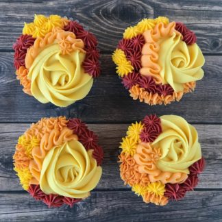 floral cupcakes, buttercream icing, fall cupcakes